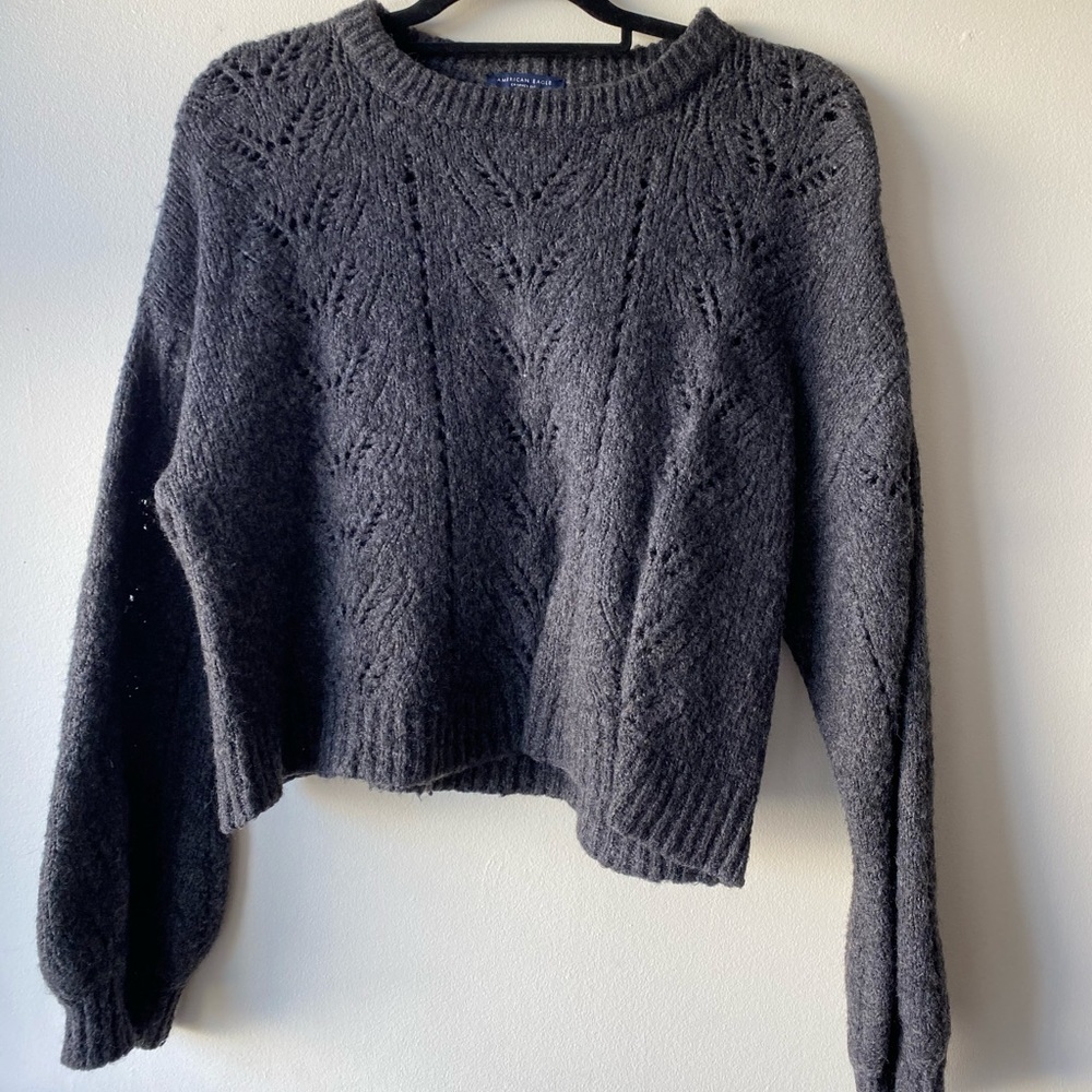 American Eagle sweater